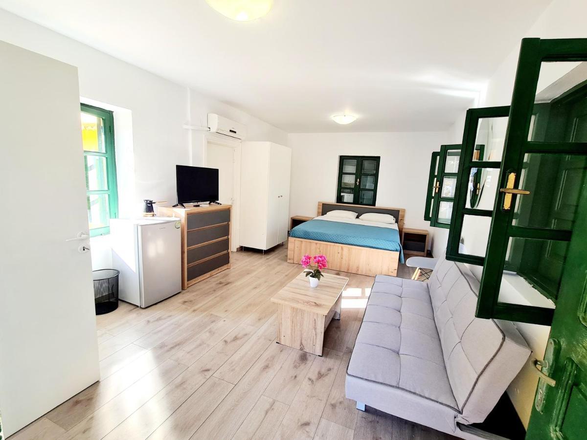 Piccolo Modern Suites Old Town Rhodes City المظهر الخارجي الصورة