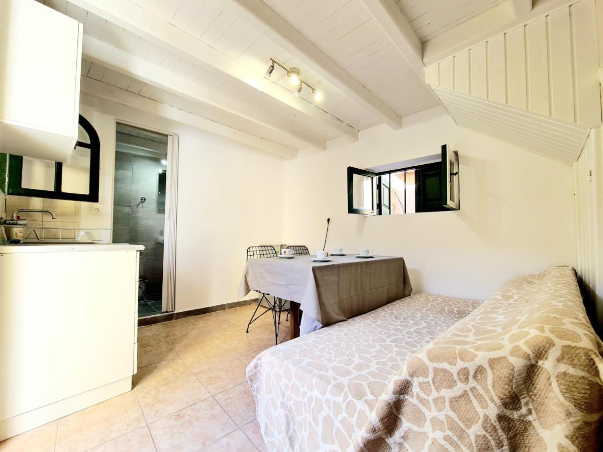 Piccolo Modern Suites Old Town Rhodes City المظهر الخارجي الصورة